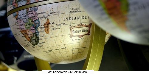AFORISME.. - A fi putin credincios înseamna a nu fi deloc - DIVERSE