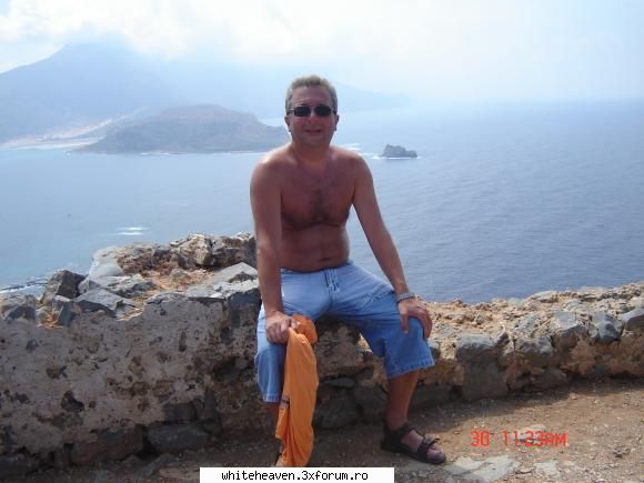 DESTINATII - turist pe jumatate mort in urma unui urcus - CE FACEM IN TIMPUL LIBER?